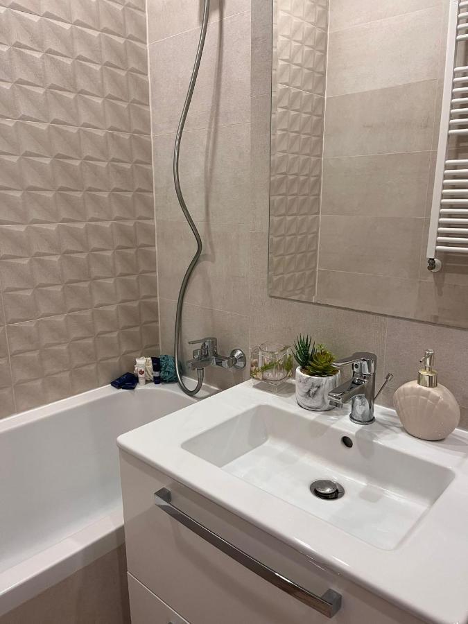 Appartamento Premium Hils Pallady Bucarest Esterno foto